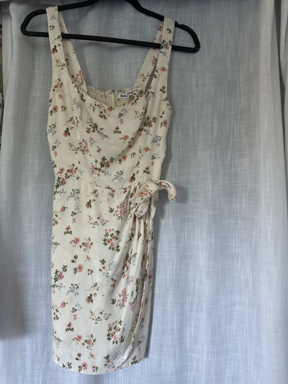 EUC Reformation Wrap Dress - Picture 5 of 6